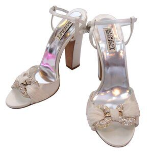 Badgley Mischka Ivory Satin High Heel Sandals With Rhinestone Detail  Size 8.5